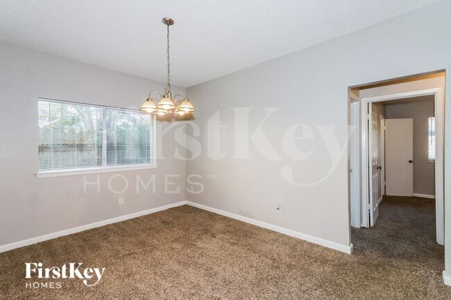 Photo - 18115 Brooknoll Dr