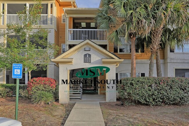 STUNNING GATED COMMUNITY CONDO ON WHITEMAR... - STUNNING GATED COMMUNITY CONDO ON WHITEMAR...