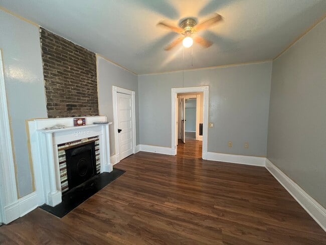 Photo - 1236 Chestnut St Unit Apt. B