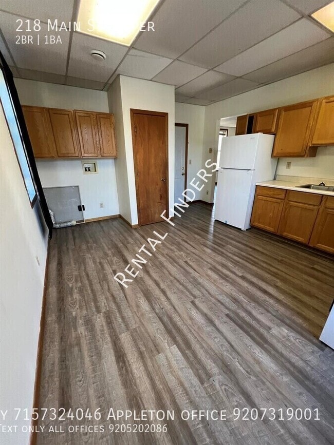 Photo - 218 E Main St