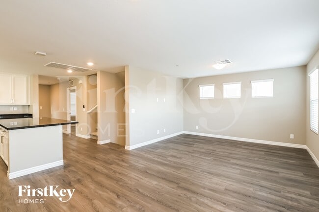 Photo - 188 Campbelltown Ave