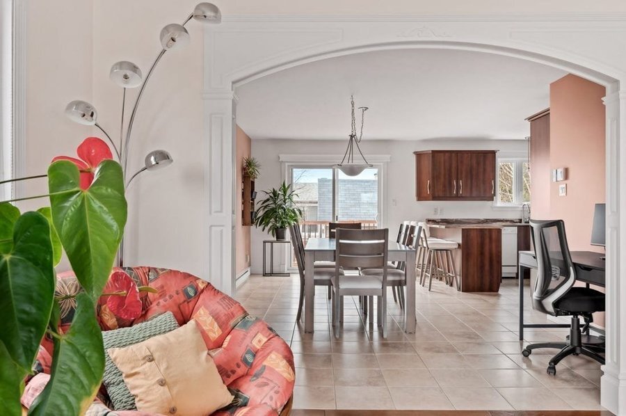 Photo - 8715 Starcrest Dr