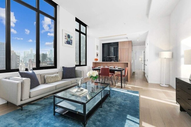 Photo - 196 Orchard St