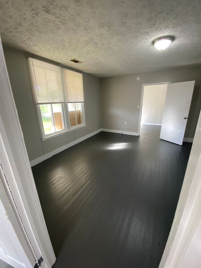 Photo - 605 Durden St Unit A