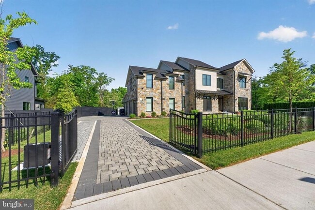 Photo - 1218 Karig Pl