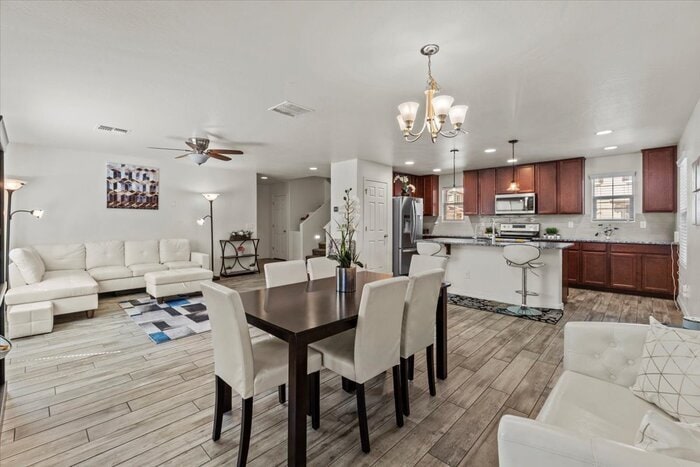 Photo - 1317 N Balboa