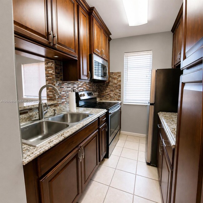 Photo - 2225 Polk St Unit 1B