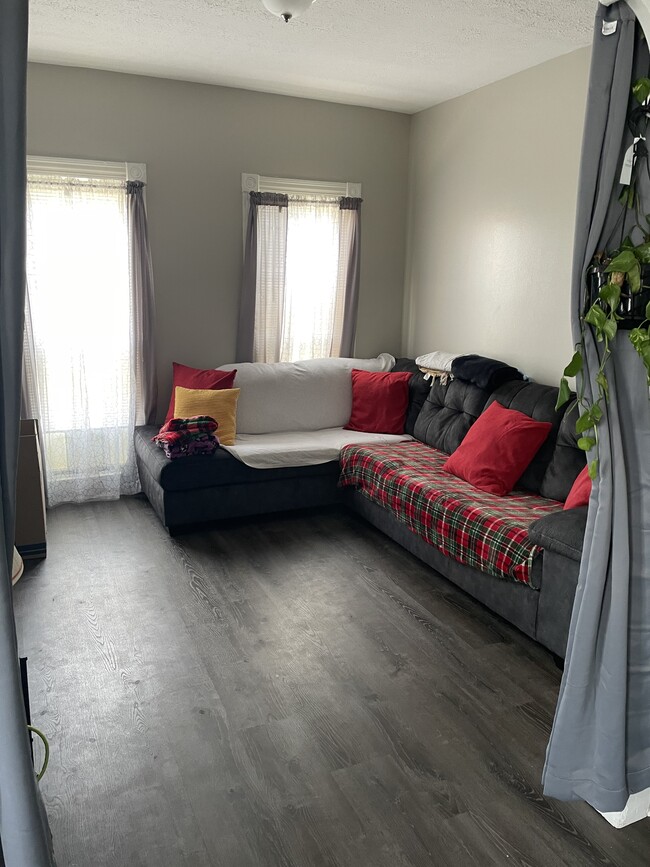 Building Photo - 304 Hamilton St Unit 304