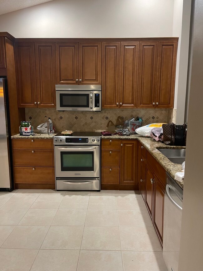 Photo - 7942 Lexington Club Blvd Unidad B