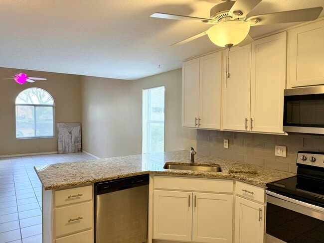 Photo - 13614 Yarmouth Ct