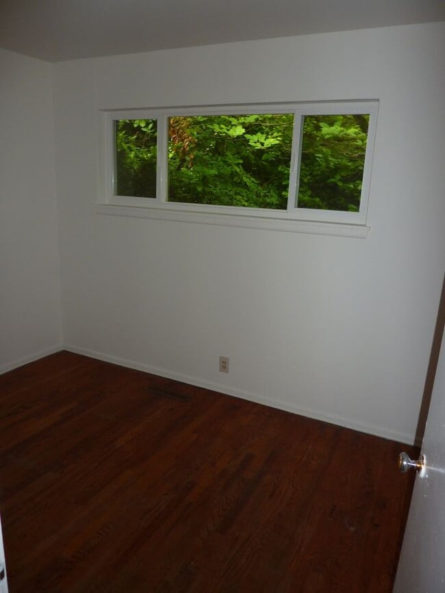 Building Photo - 10630 Renton Ave S