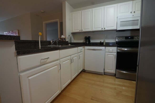 Photo - 30 Franklin St Unidad 314