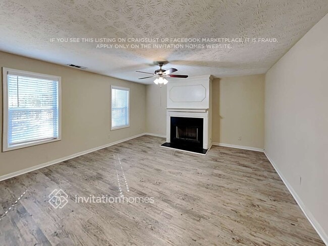 Photo - 3342 Kittery Dr SW