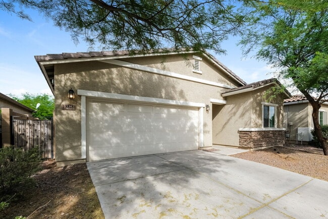 Photo - 8828 S 41ST Dr