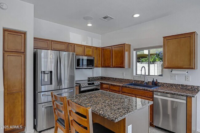 Photo - 2725 E Mine Creek Rd