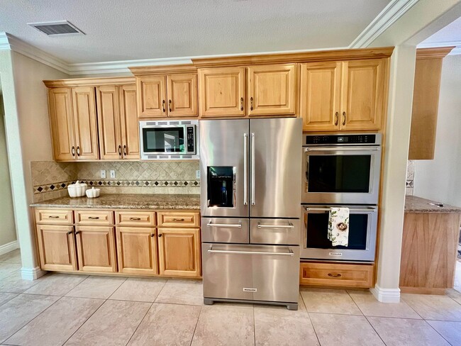 Photo - 3381 Black Oak Dr