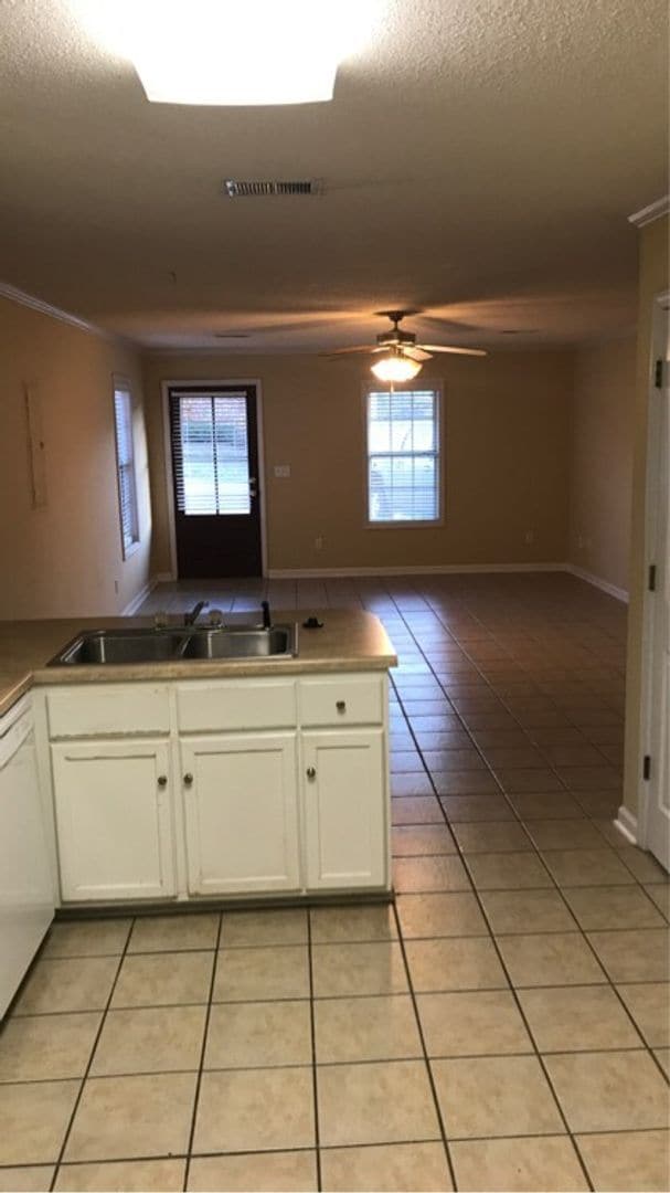 Photo - 2 Bedroom 2 Bath Townhome FULLY FURNISHED