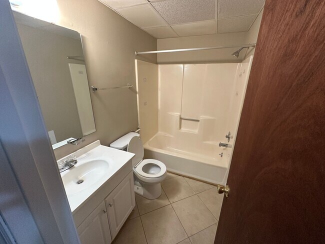 Photo - Studio Apartment For Rent Unit 01