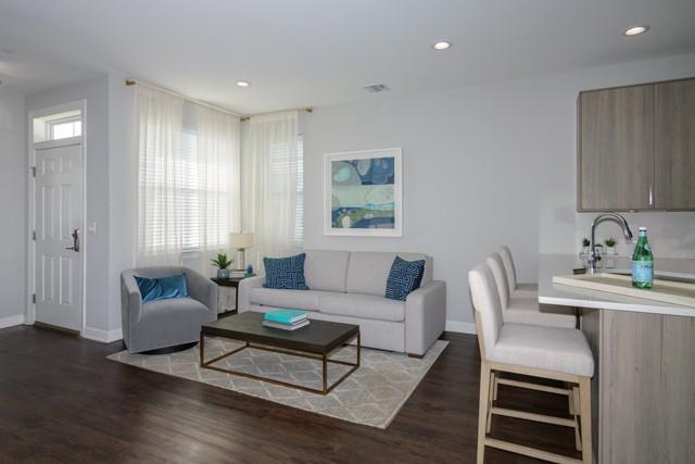 Photo - 121 Sutton Ct Unidad 121