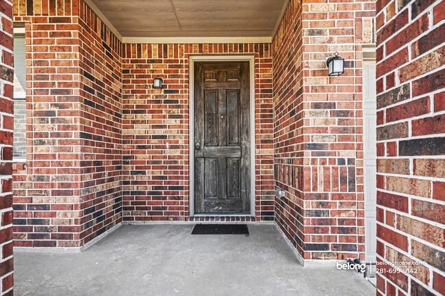 Photo - 7218 Bakersfield Ct