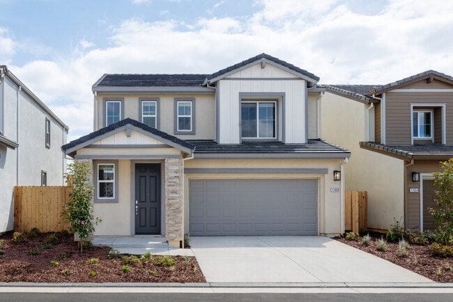 Building Photo - Tricon Sunridge