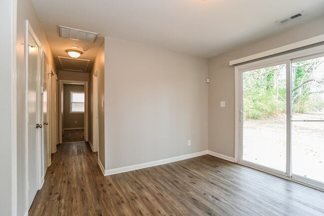 Photo - 6126 Castle Ct