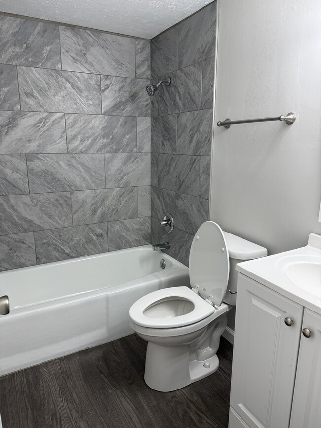 Photo - 2611 27th St