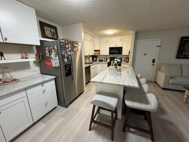 Photo - 10425 E Clairmont Cir Unit 107