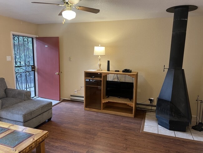 Photo - 25972 US-70