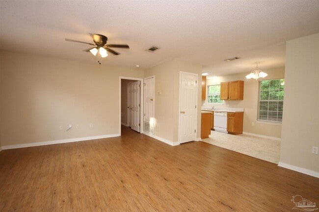 Photo - 2289 Wyatt St