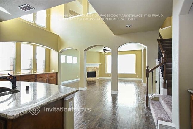 Photo - 1204 Litchfield Ln