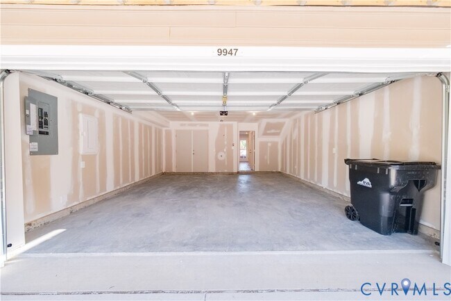 Photo - 9438 Alquist St