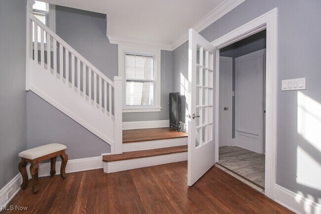 Photo - 2537 S Taylor Rd