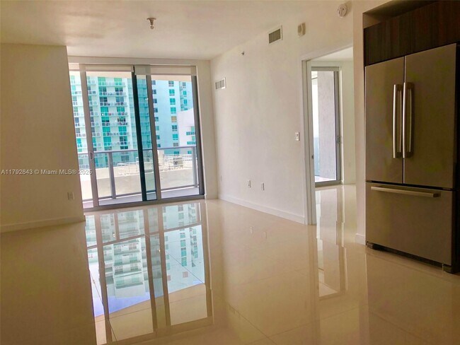 Photo - 488 NE 18th St Unit 3803