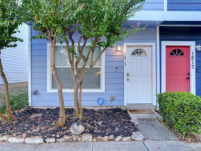 Photo - 1815 Gary's Park St