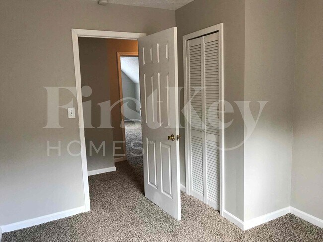 Photo - 7945 Weathers Ct