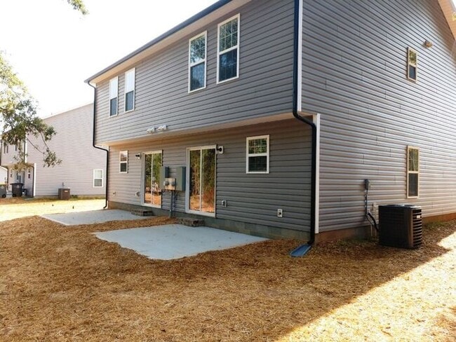 Photo - Newer townhouse in Granite Quarry location!!