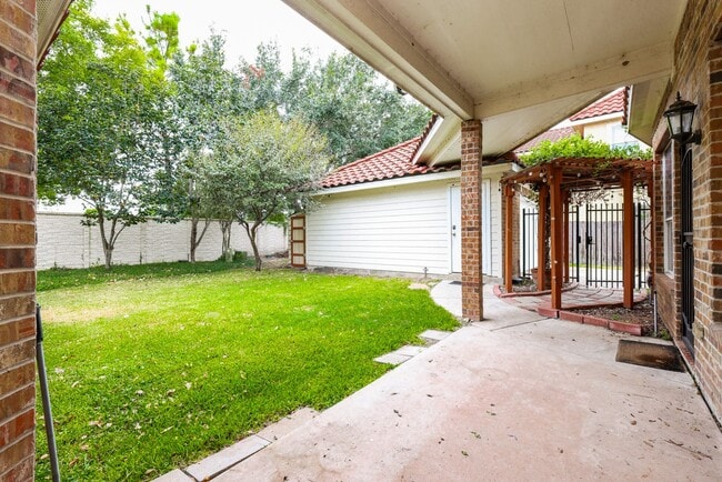 Photo - 48 Pebble Beach Ct