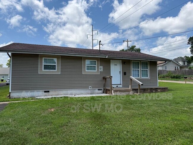 Photo - 1426 W State St