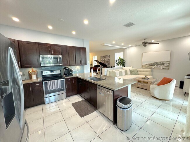 143 NW 107th Terrace