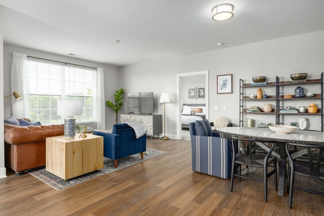 Building Photo - 65 S Washington Ave Rental