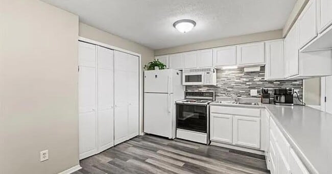 Photo - 1229 Trick Ave