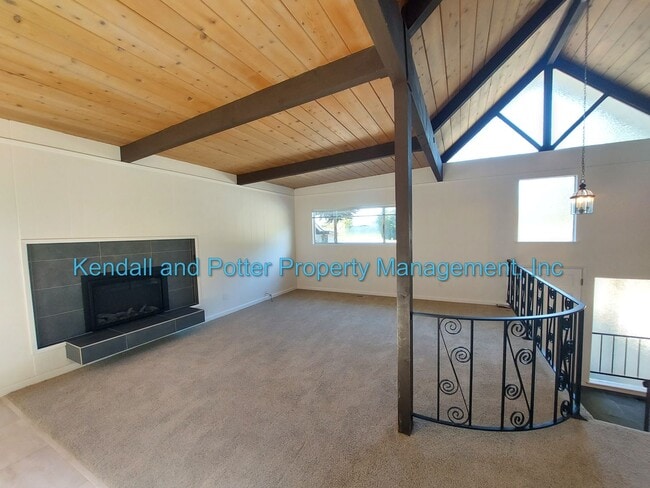 Photo - Spacious 4 Bedroom House In Beautiful Aptos!
