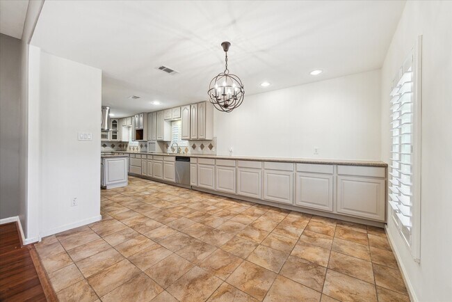 Photo - 6215 Cheena Dr