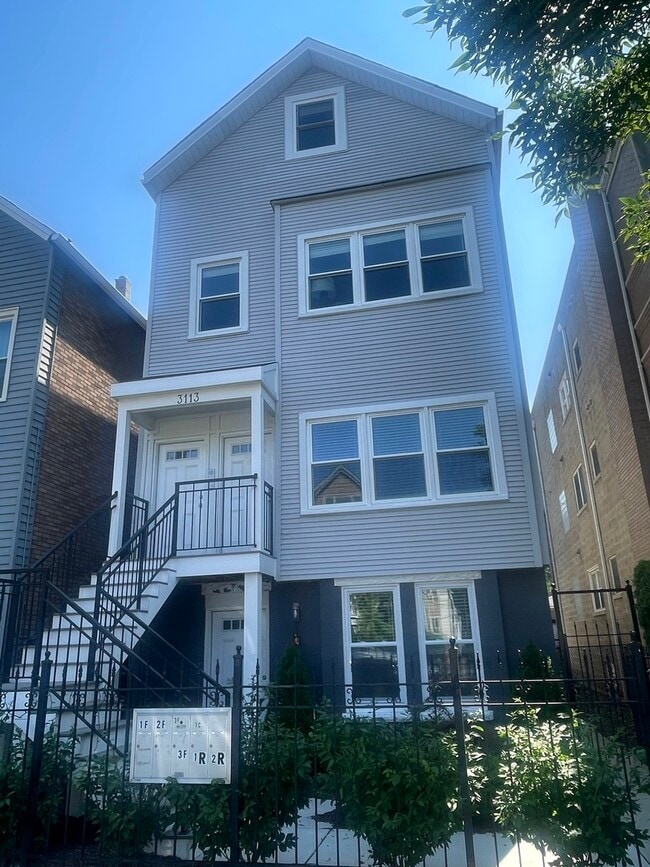 Photo - 3113 N Seminary Ave Condo Unit 1R