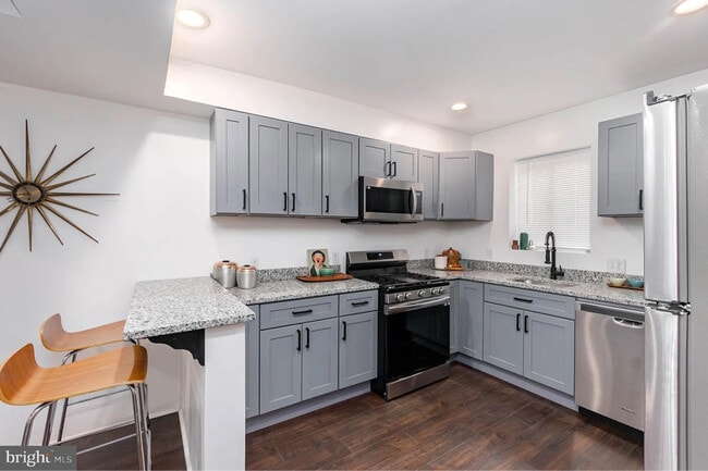 Photo - 708 S Curley St