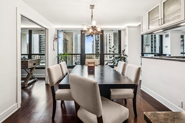 Photo - 1030 N State St Unit 2GH