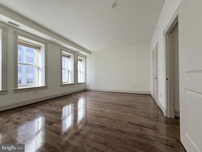 Photo - 515 9th St NW Unit 3E