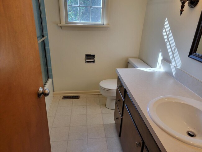 Photo - 116 Garden Ave