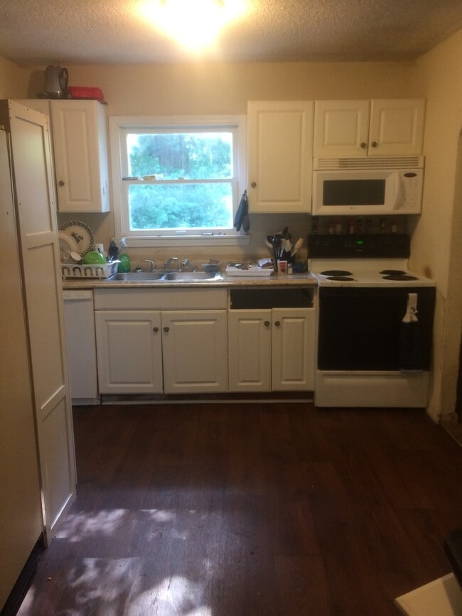 Photo - 6508 Blue Ridge Blvd